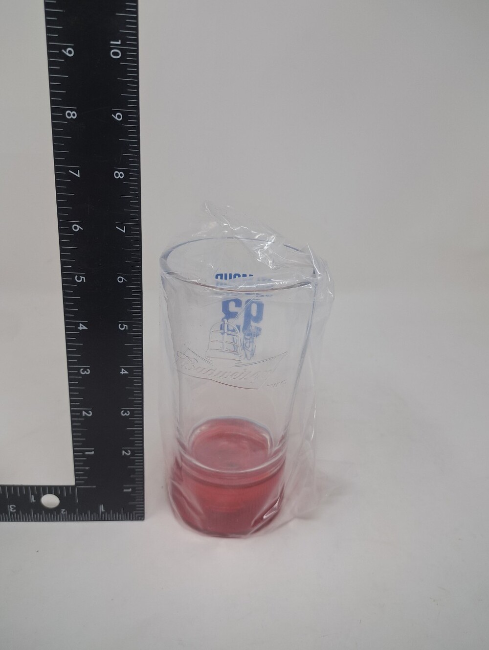 NEW Budweiser Red Light Goal Glass NHL Hockey Toronto Maple Leafs Clark Gilmour - Picture 9 of 9